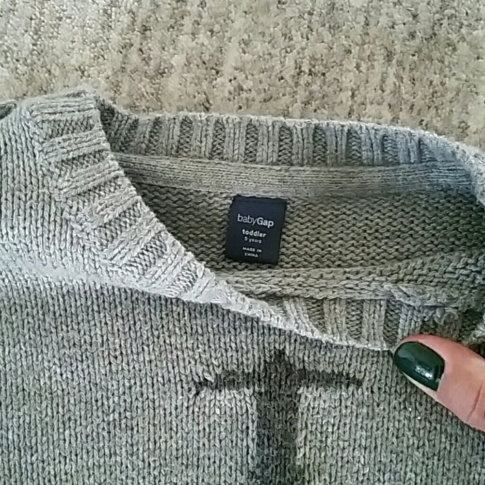 Gap Sweater